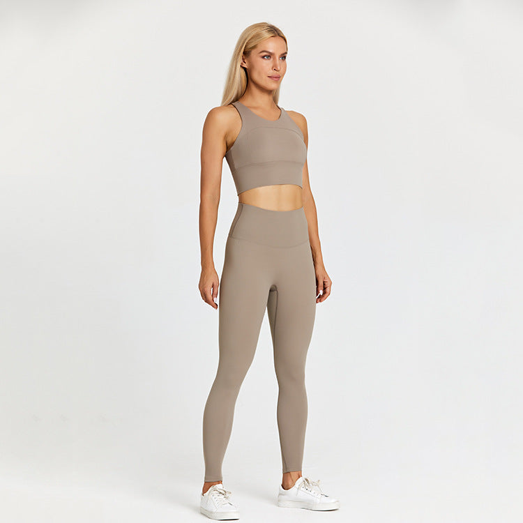 ¡Impulsa tu rendimiento! Traje de Yoga Brushado Nude Feel para Mujer – Ropa Deportiva Exterior Skin-Friendly Ideal para Running y Fitness